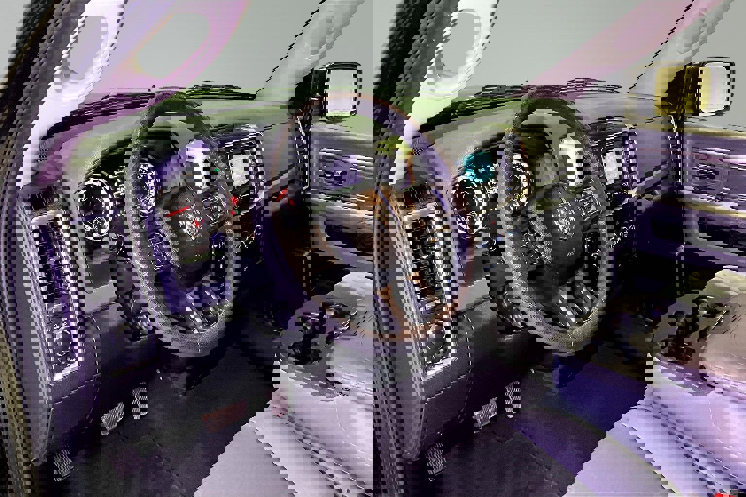 Used 2017 RAM 1500 Classic SLT image 16