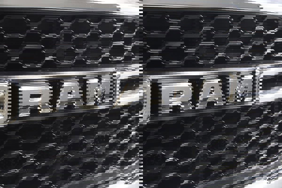 Used 2020 RAM 3500 Tradesman image 15