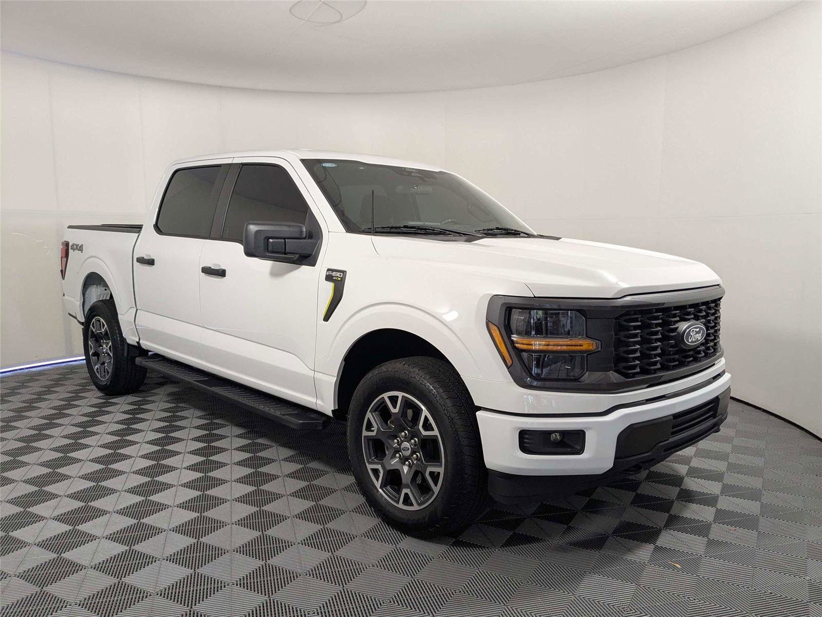 Used 2024 Ford F150 STX AWD/4WD image 3
