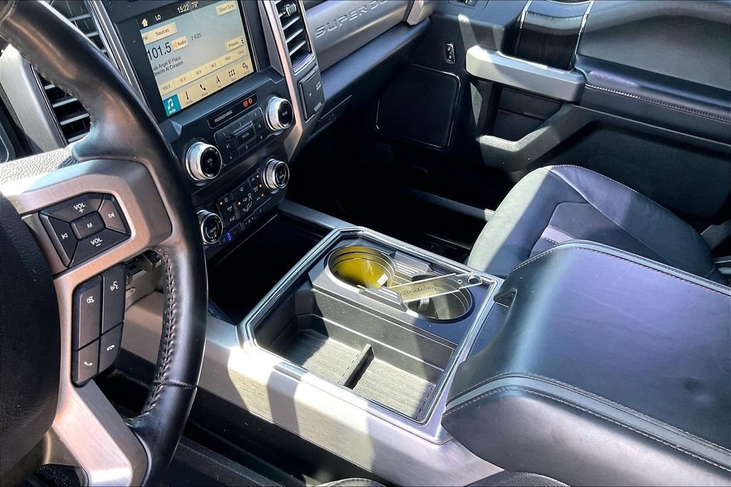 Used 2019 Ford F350 Platinum w/ Platinum Ultimate Package AWD/4WD image 16