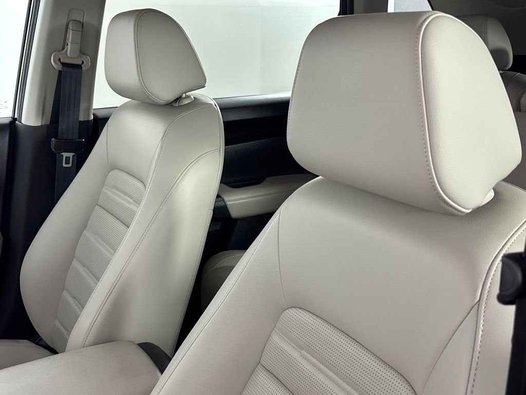 Used 2024 Honda CR-V EX-L image 10