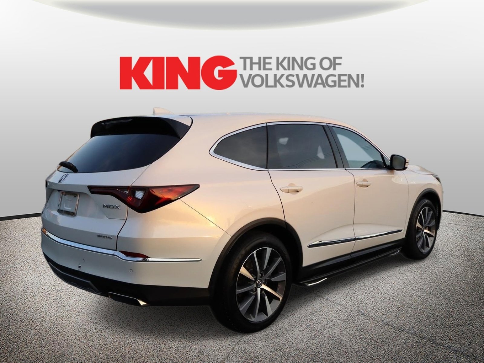 Used 2025 Acura MDX SH-AWD w/ Technology Package image 3