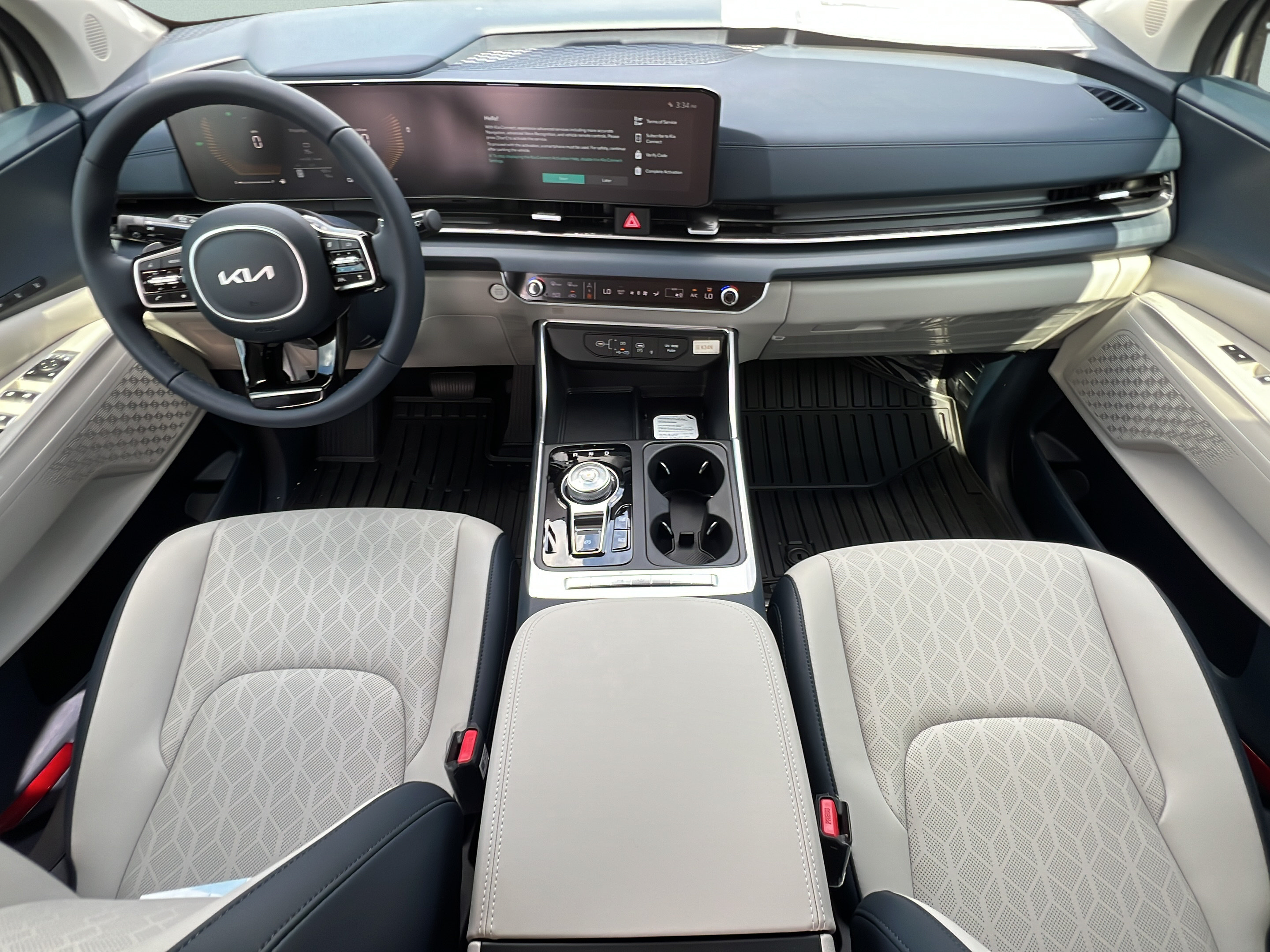 New 2026 Kia Carnival EX FWD image 14