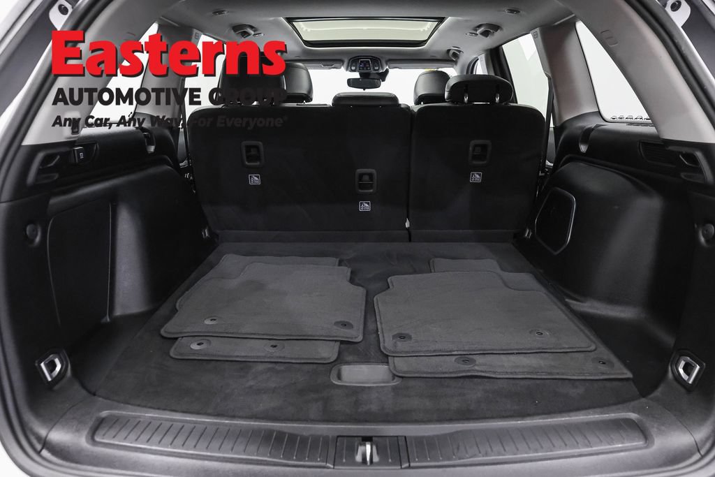 Used 2023 Jeep Grand Cherokee 4WD 4xe image 9