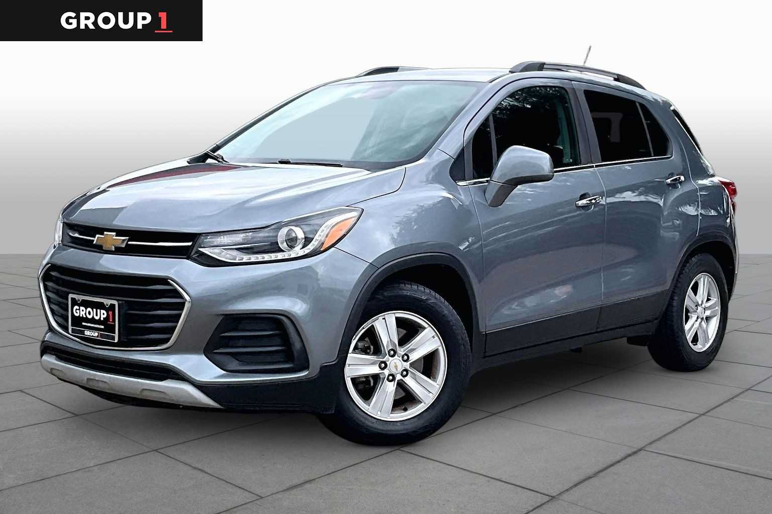 Used 2019 Chevrolet Trax LT w/ LT Convenience Package FWD image 1