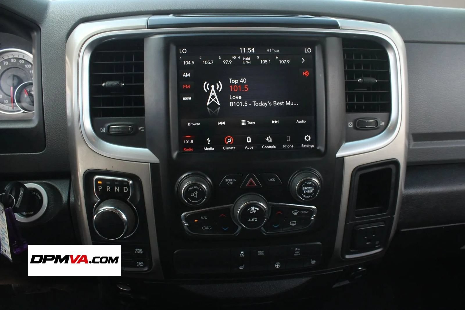 Used 2019 RAM 1500 Classic SLT w/ Luxury Group AWD/4WD image 30