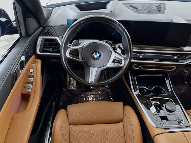 Used 2023 BMW X7 xDrive40i w/ M Sport Package image 24