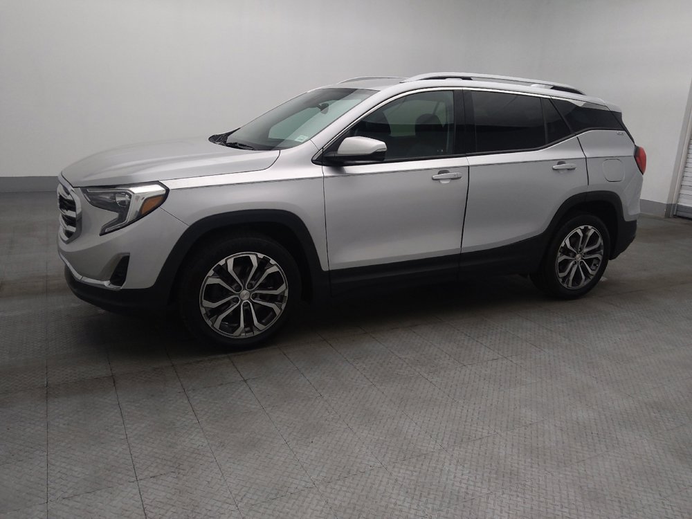 Used 2020 GMC Terrain SLT w/ Preferred Package image 2