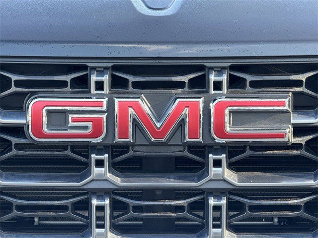 Used 2025 GMC Canyon AT4 w/ Nightfall Edition image 34