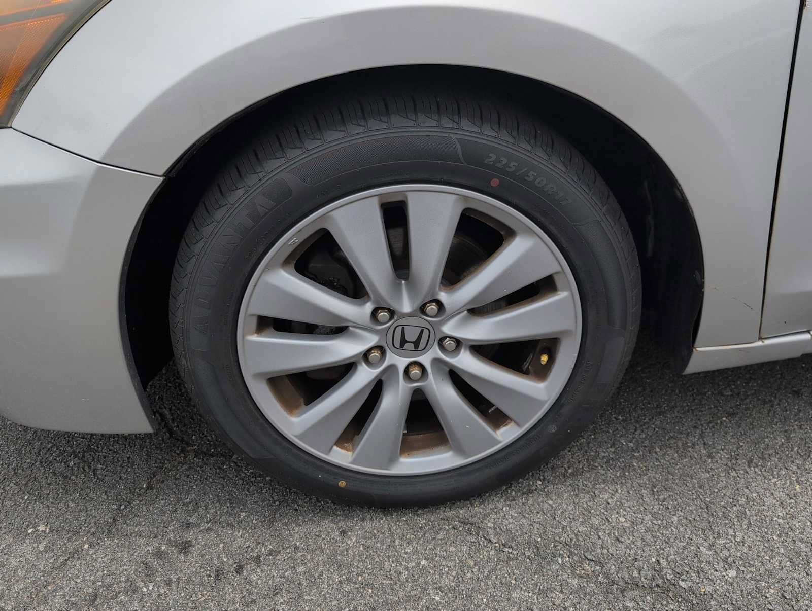 Used 2011 Honda Accord EX-L image 14