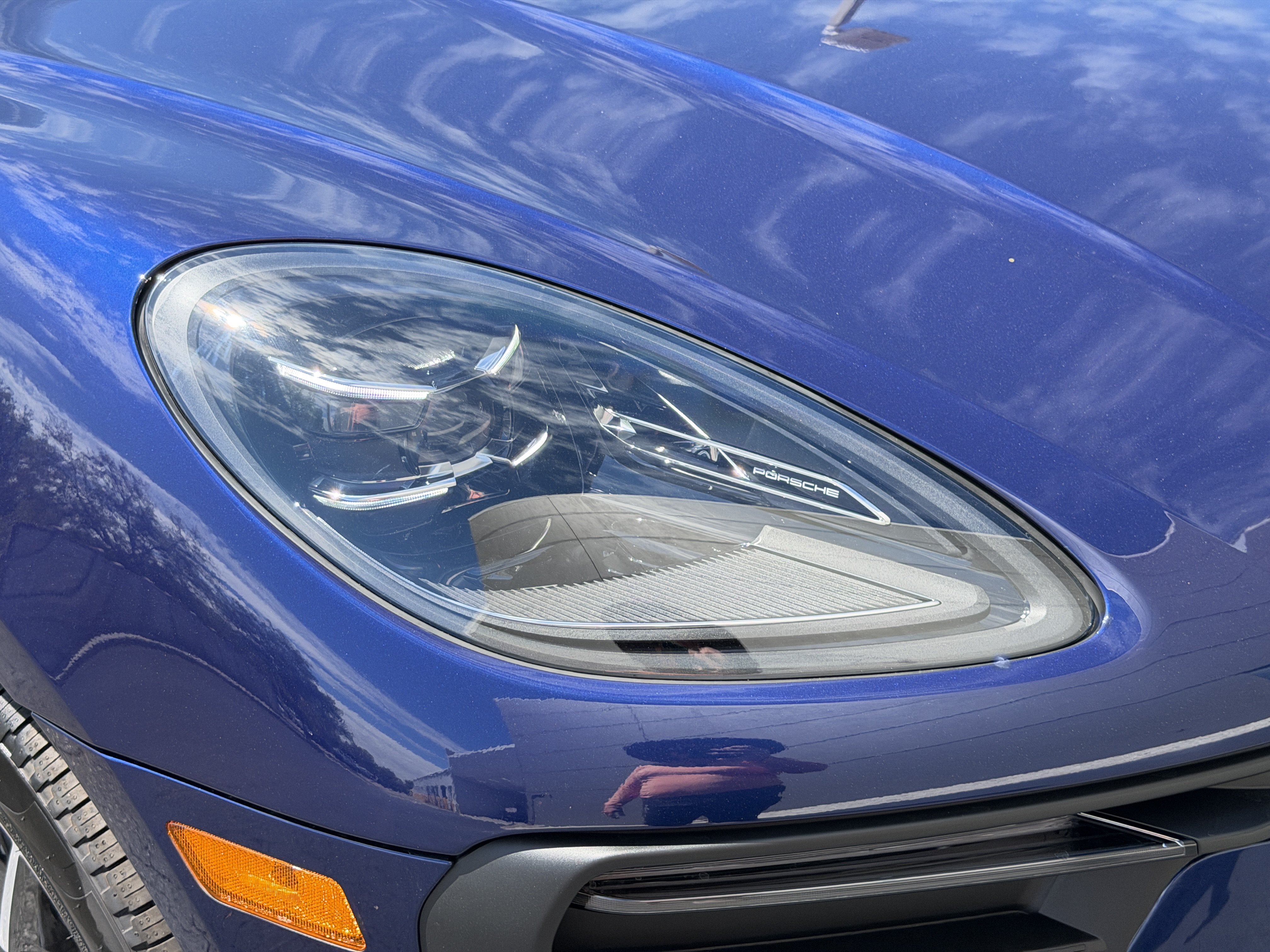 New 2026 Porsche Macan AWD/4WD image 11