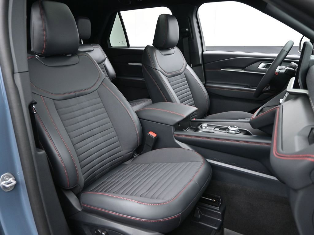 New 2026 Ford Explorer ST-Line w/ ST-Line Street Pack image 35