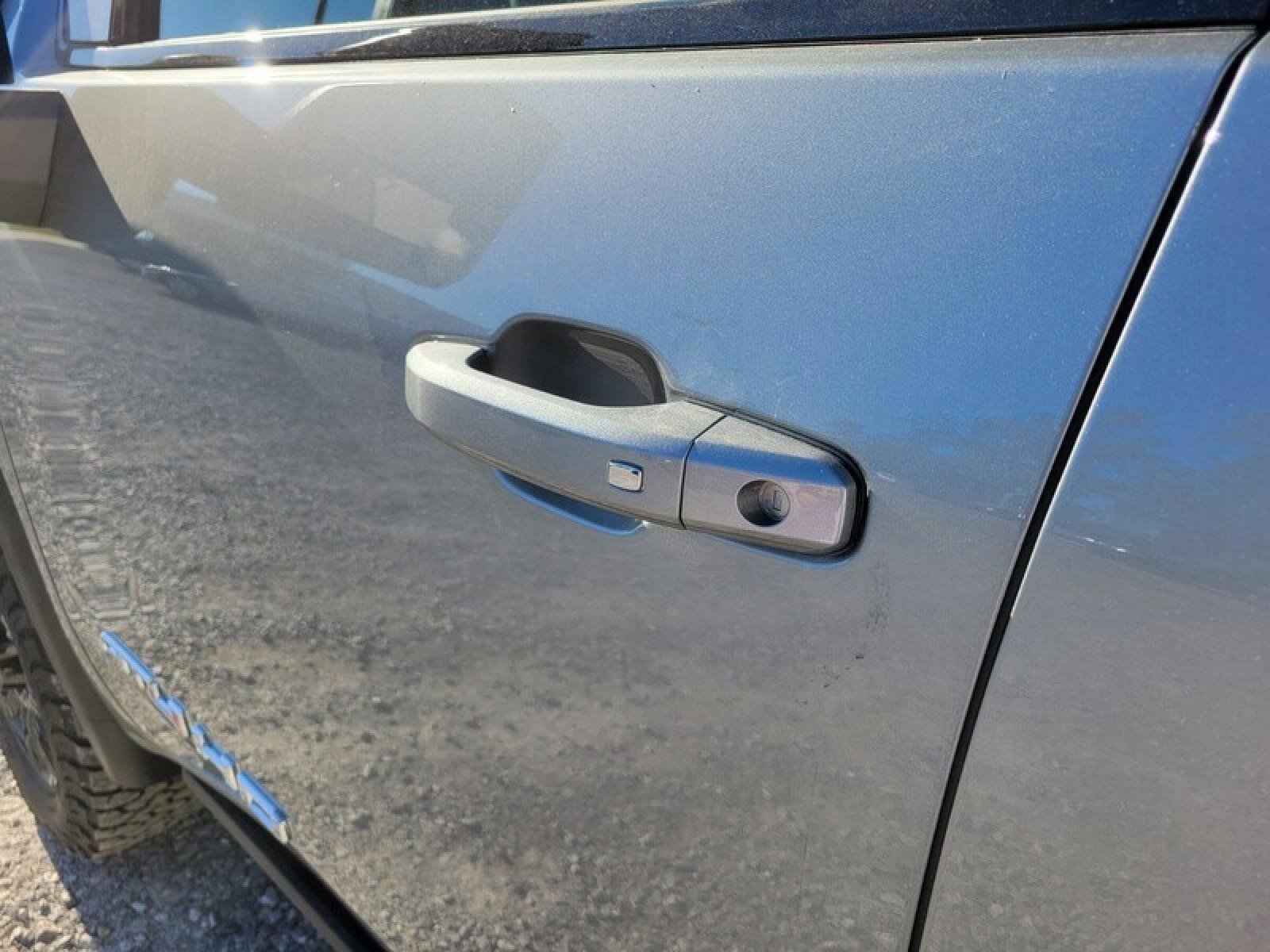 New 2026 GMC Sierra 2500 AT4 w/ AT4 Premium Plus Package image 8