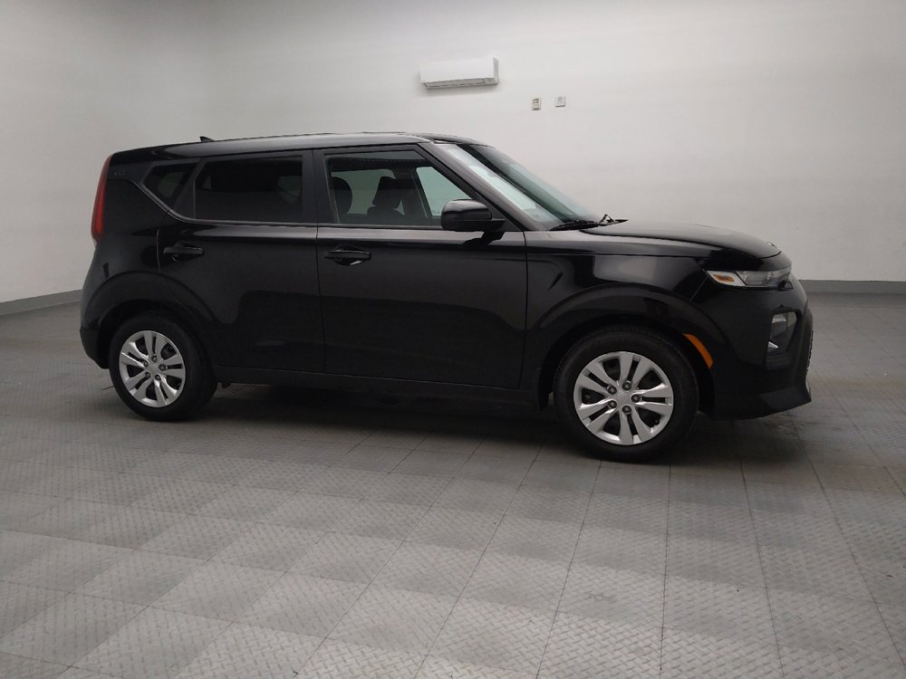 Used 2021 Kia Soul LX image 11