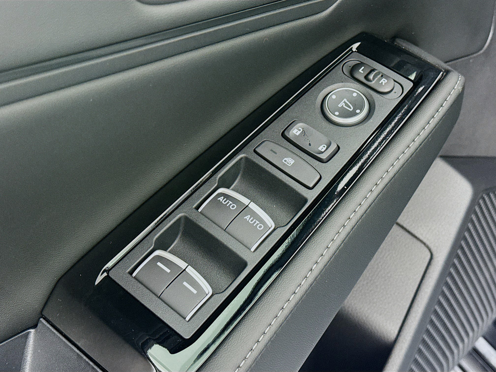 New 2026 Honda Accord Touring image 18