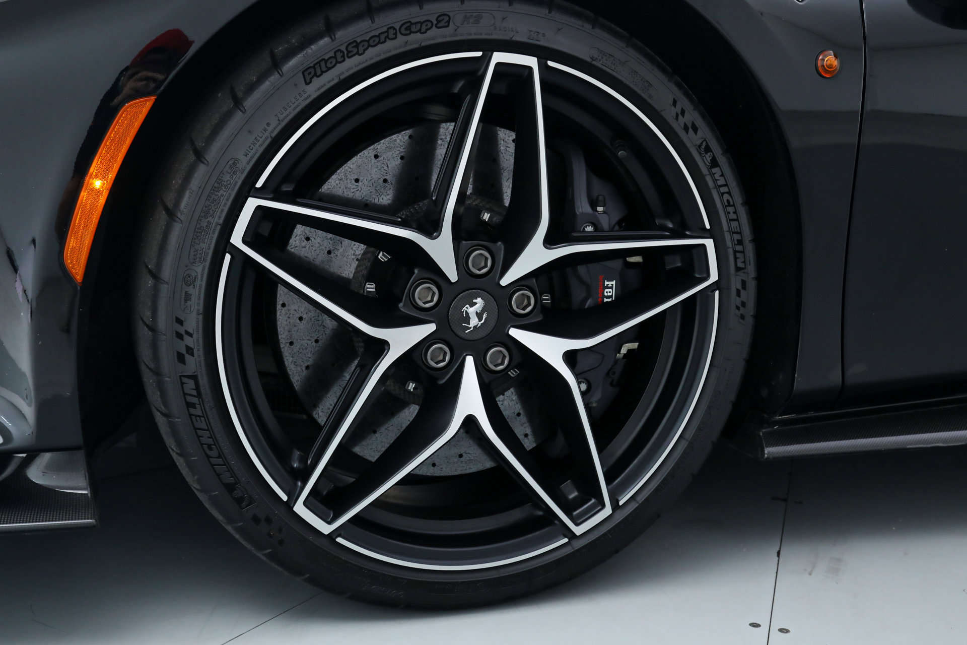 Certified 2019 Ferrari 488 Pista Spider image 18