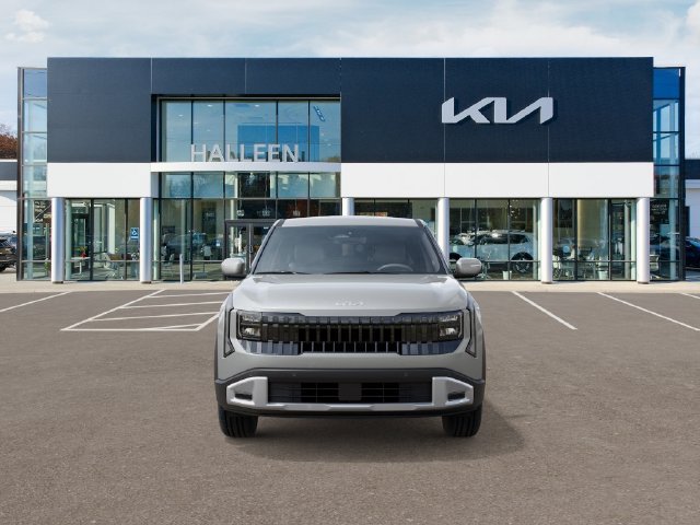 New 2027 Kia Seltos LX FWD image 2