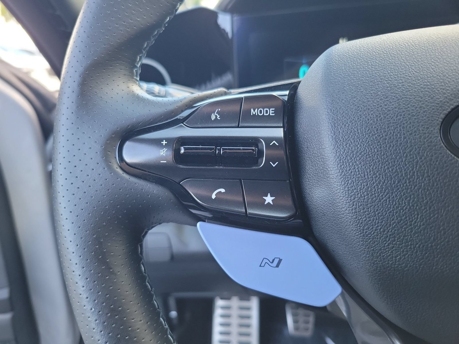 Used 2025 Hyundai Elantra N FWD image 22