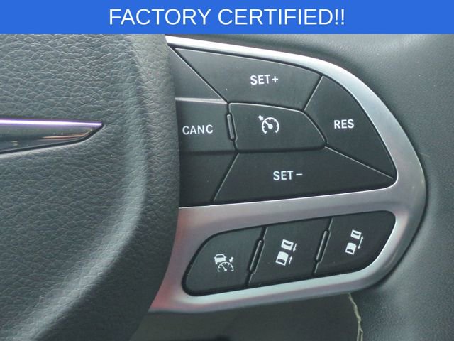 Certified 2023 Chrysler Pacifica Touring-L FWD image 21