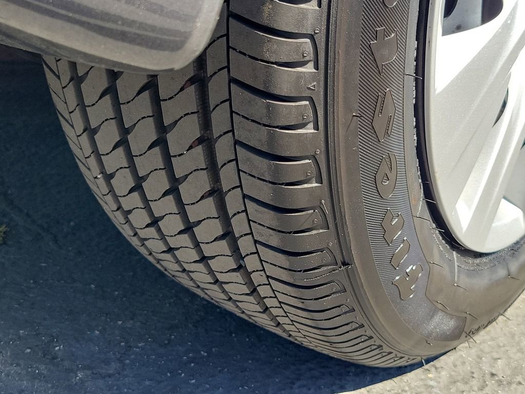 Certified 2025 Nissan Sentra S image 25