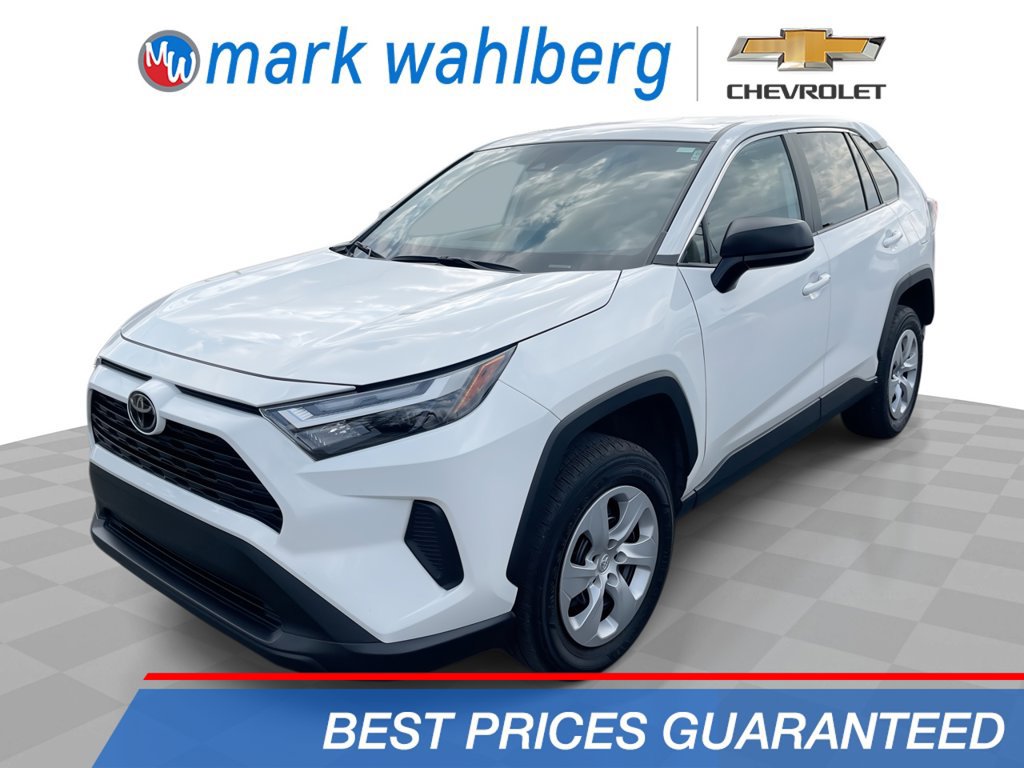 Used 2025 Toyota RAV4 LE AWD/4WD image 1