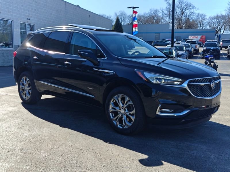 Used 2019 Buick Enclave Avenir w/ Avenir Technology Package AWD/4WD image 3