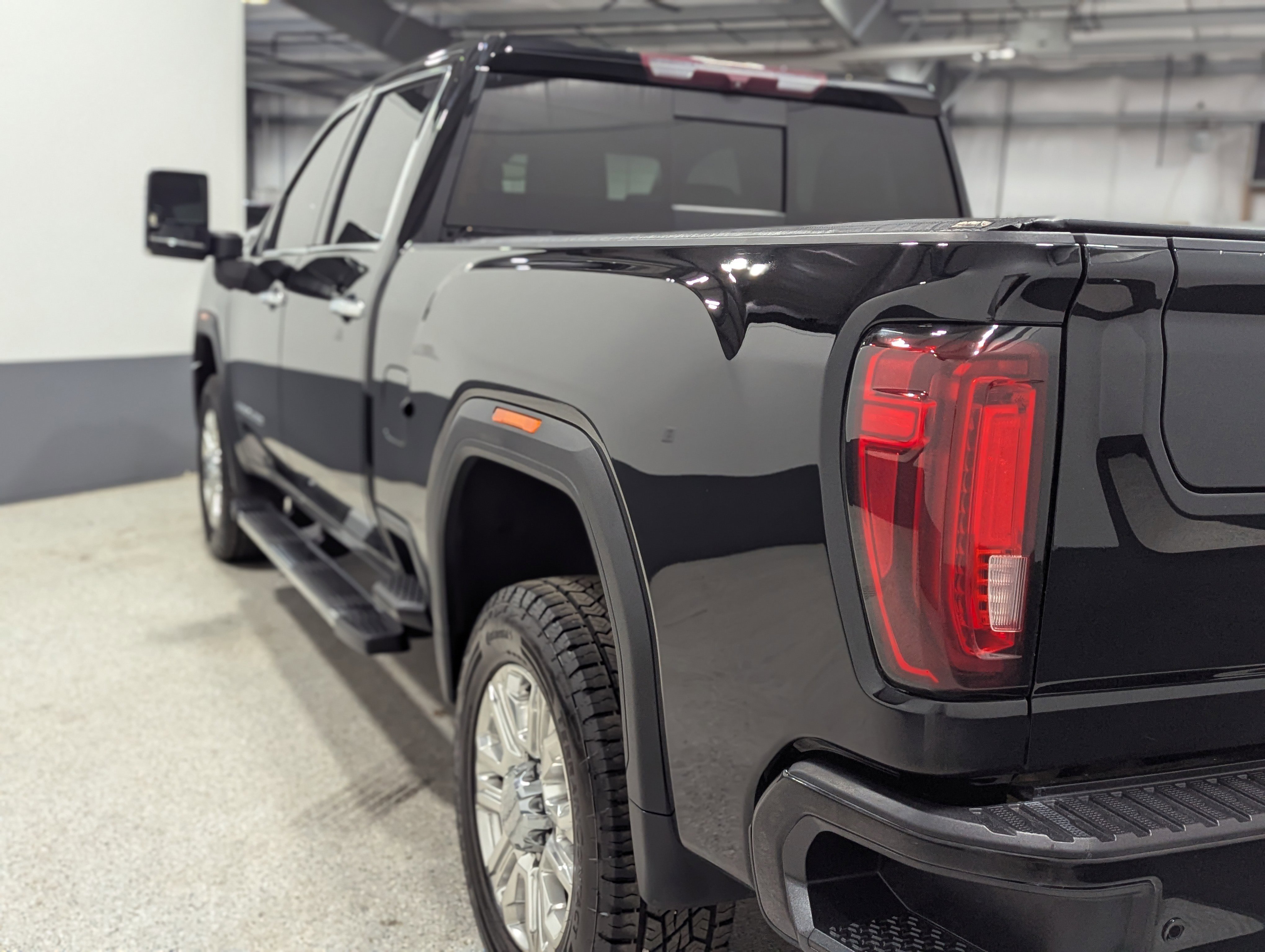 Used 2022 GMC Sierra 2500 Denali image 5