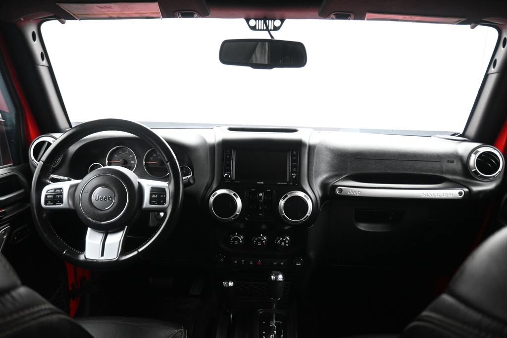Used 2016 Jeep Wrangler Unlimited Rubicon AWD/4WD image 32