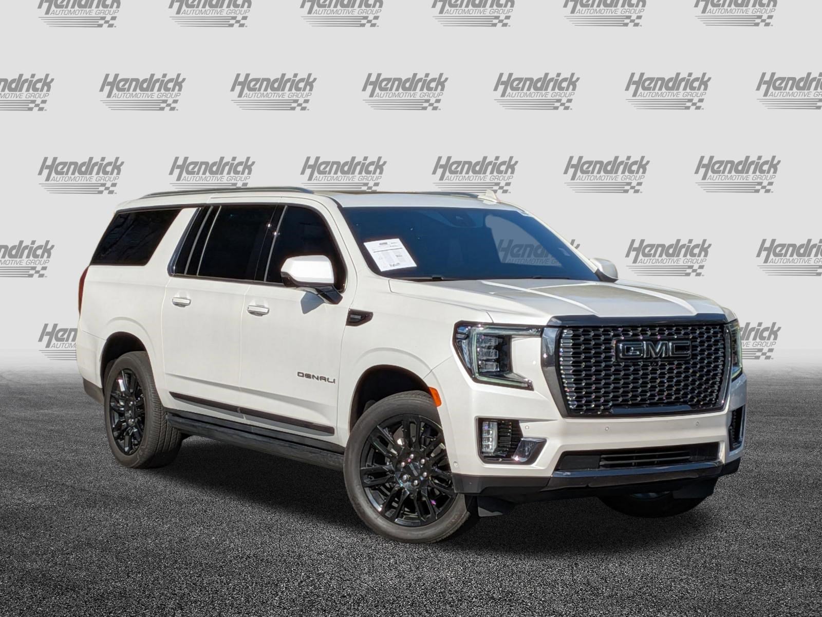 Used 2024 GMC Yukon XL Denali Ultimate image 2