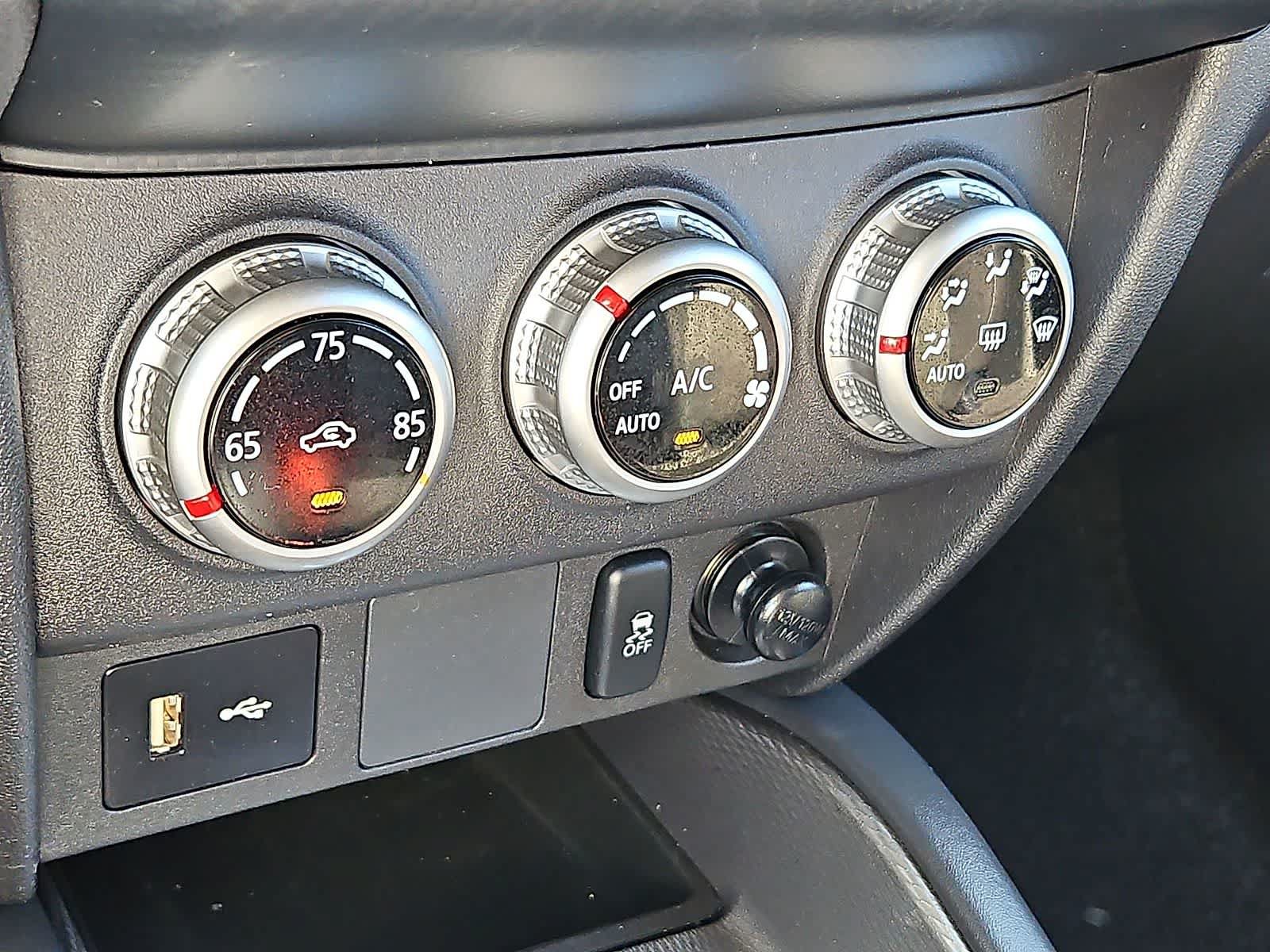 Used 2025 Mitsubishi Outlander Sport AWD image 22