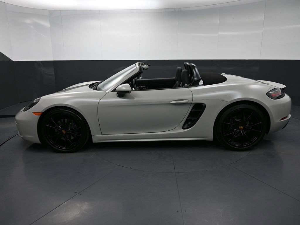 Certified 2025 Porsche 718 Boxster image 32