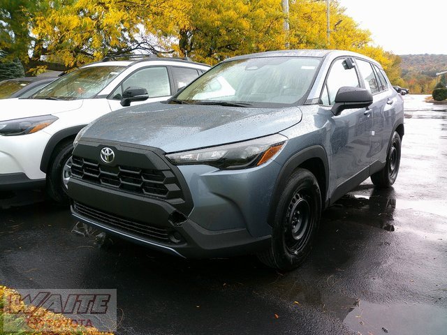 New 2026 Toyota Corolla Cross L image 5