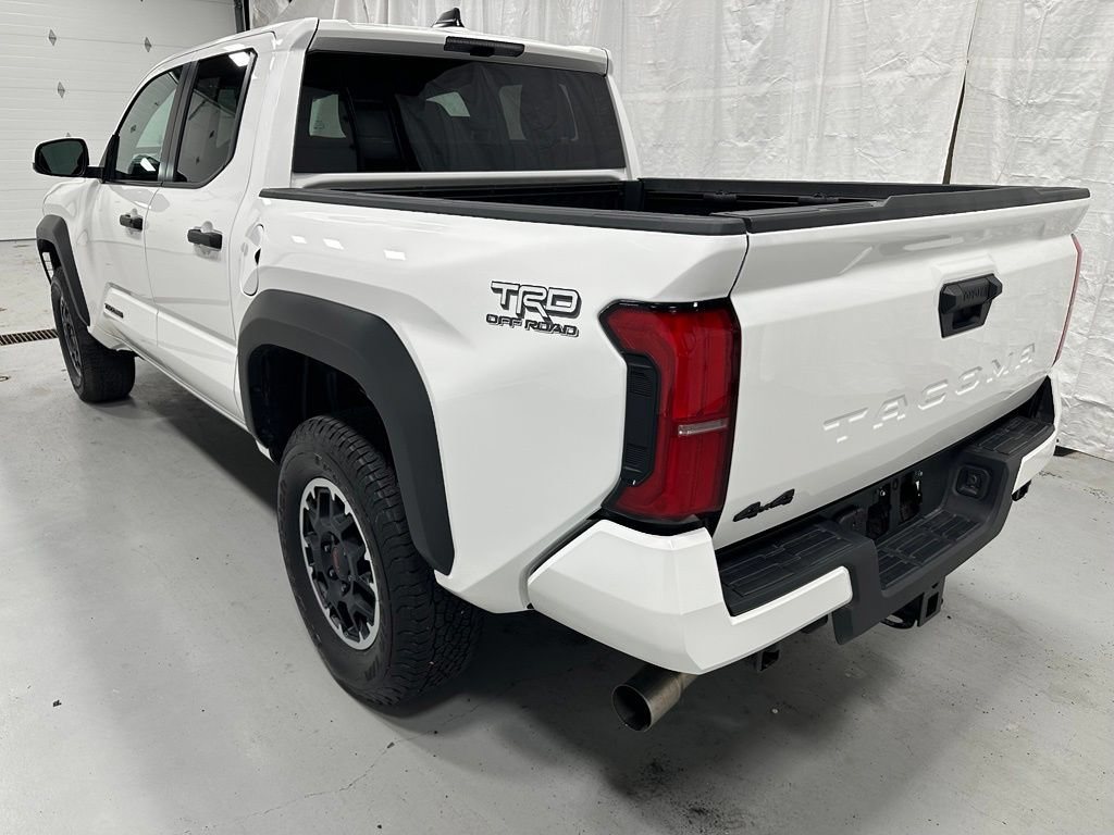 Used 2026 Toyota Tacoma TRD Off-Road AWD/4WD image 5