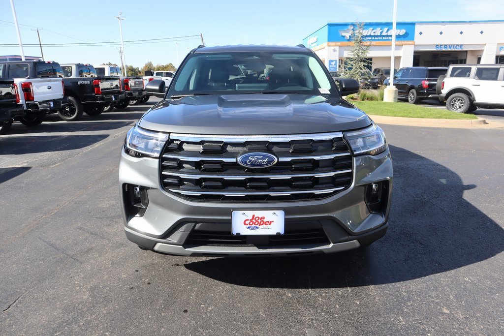 New 2025 Ford Explorer Active w/ Active Comfort Package image 10