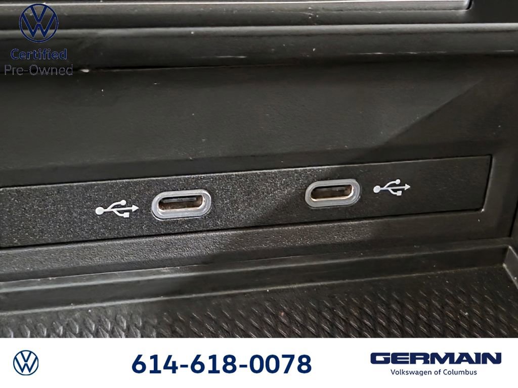 Used 2025 Volkswagen Atlas SE AWD/4WD image 30