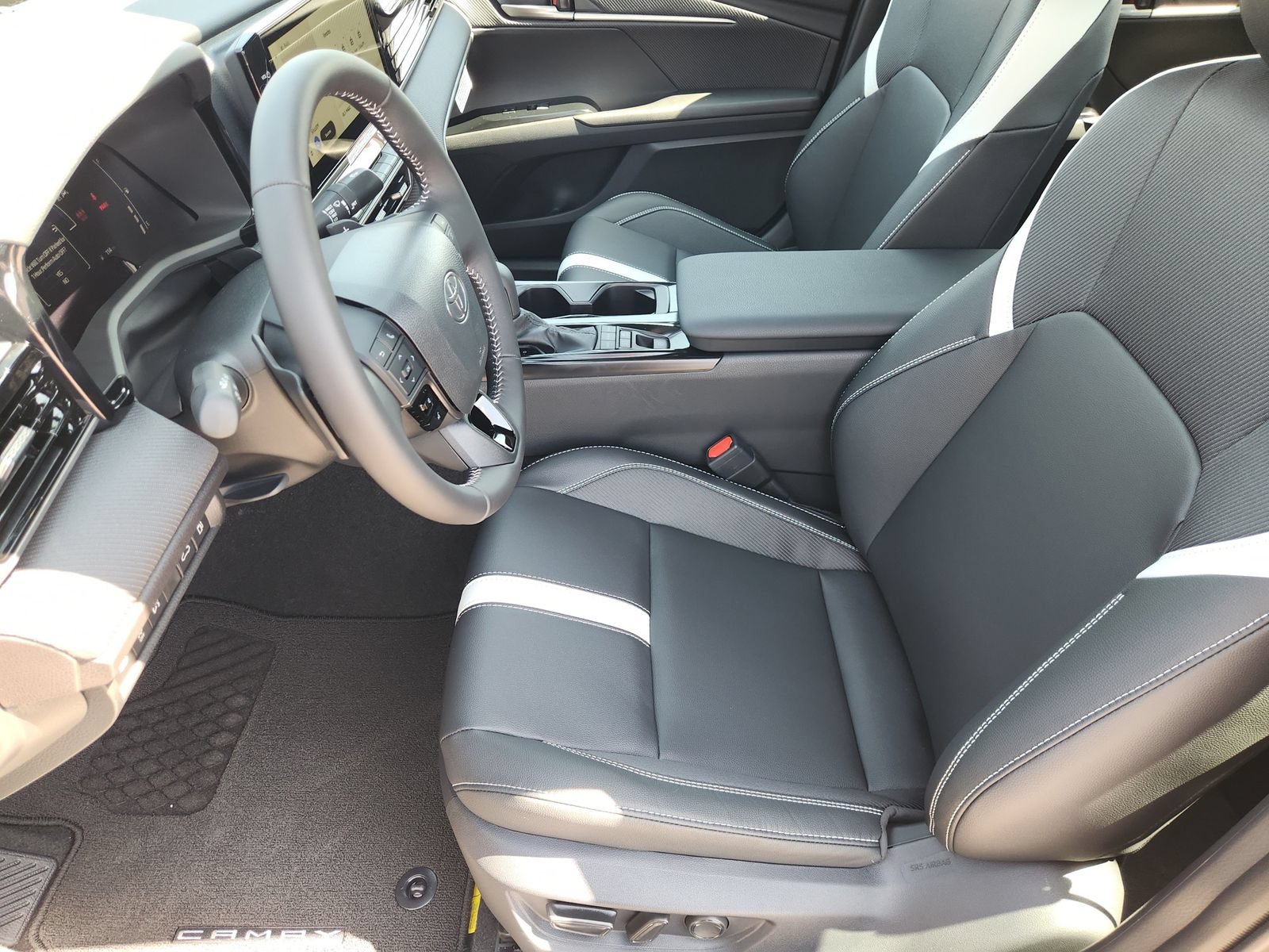 New 2026 Toyota Camry SE w/ Multimedia Upgrade Package FWD image 14