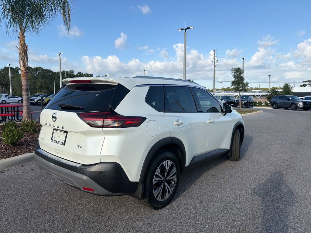 Used 2021 Nissan Rogue SV w/ Premium Package FWD image 7