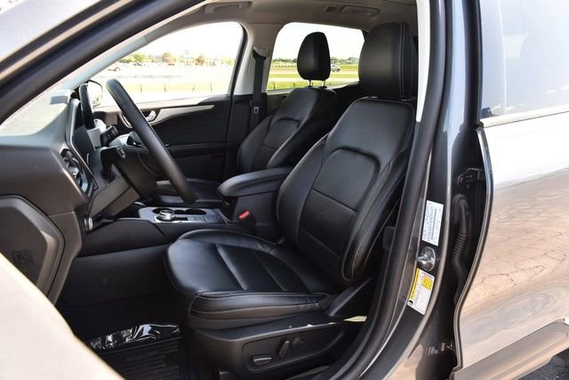 Used 2022 Ford Escape SEL FWD image 20