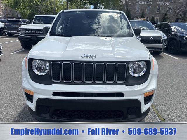 Used 2023 Jeep Renegade Latitude AWD/4WD image 10