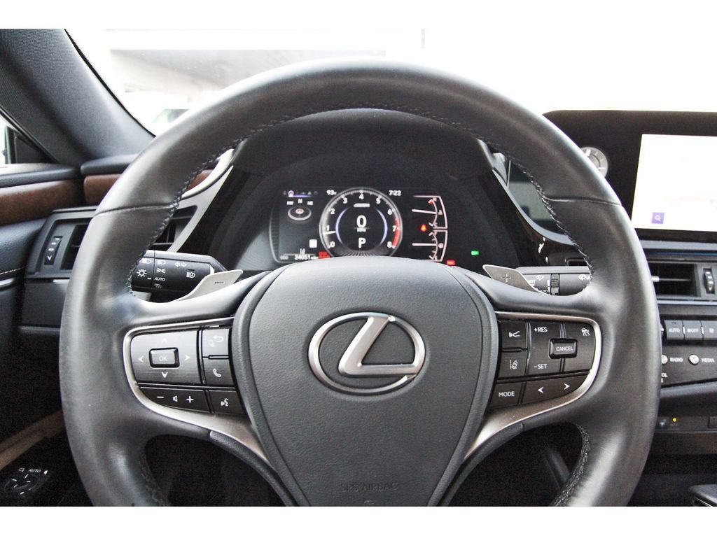 Used 2023 Lexus ES 350 w/ Premium Package FWD image 15