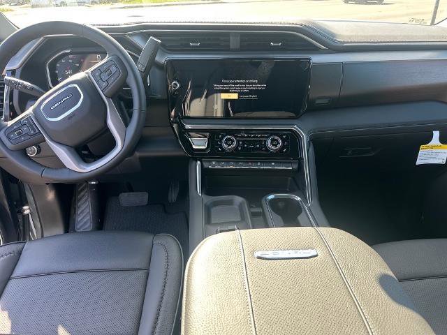 New 2026 GMC Sierra 3500 Denali w/ Technology Package image 9