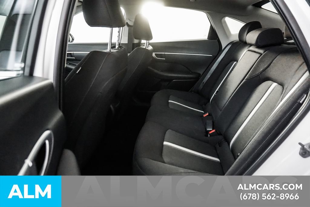 Used 2025 Hyundai Sonata SEL FWD image 17