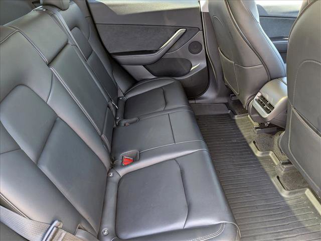Used 2022 Tesla Model Y Performance image 21
