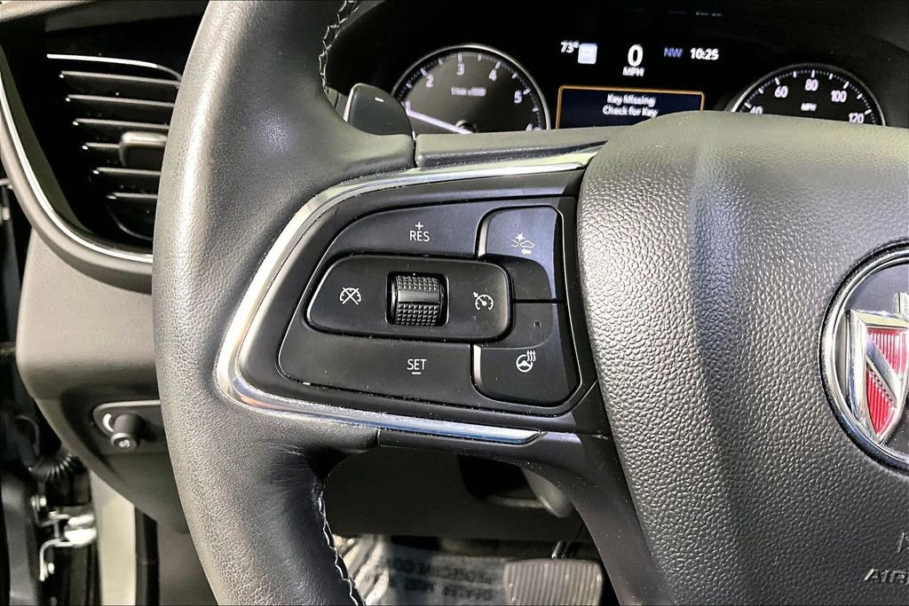 Used 2023 Buick Envision Avenir image 18