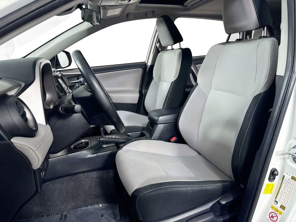 Used 2018 Toyota RAV4 XLE w/ Plus Extra Value Package FWD image 23
