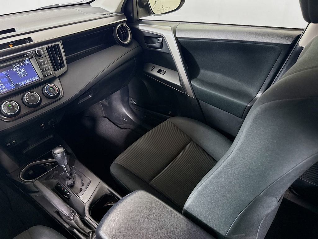Certified 2016 Toyota RAV4 LE FWD image 21