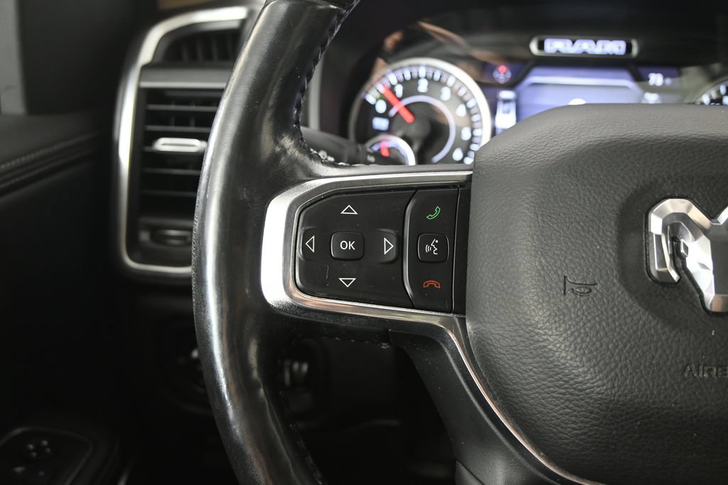Used 2019 RAM 1500 Laramie AWD/4WD image 38