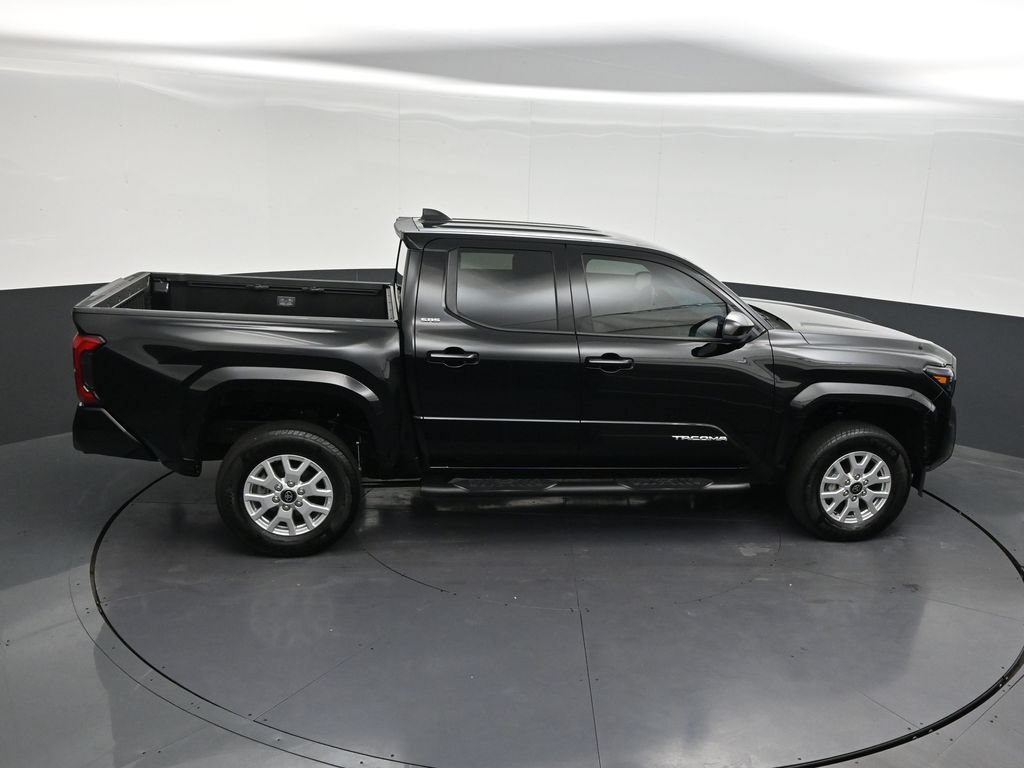 Used 2025 Toyota Tacoma SR5 RWD image 21