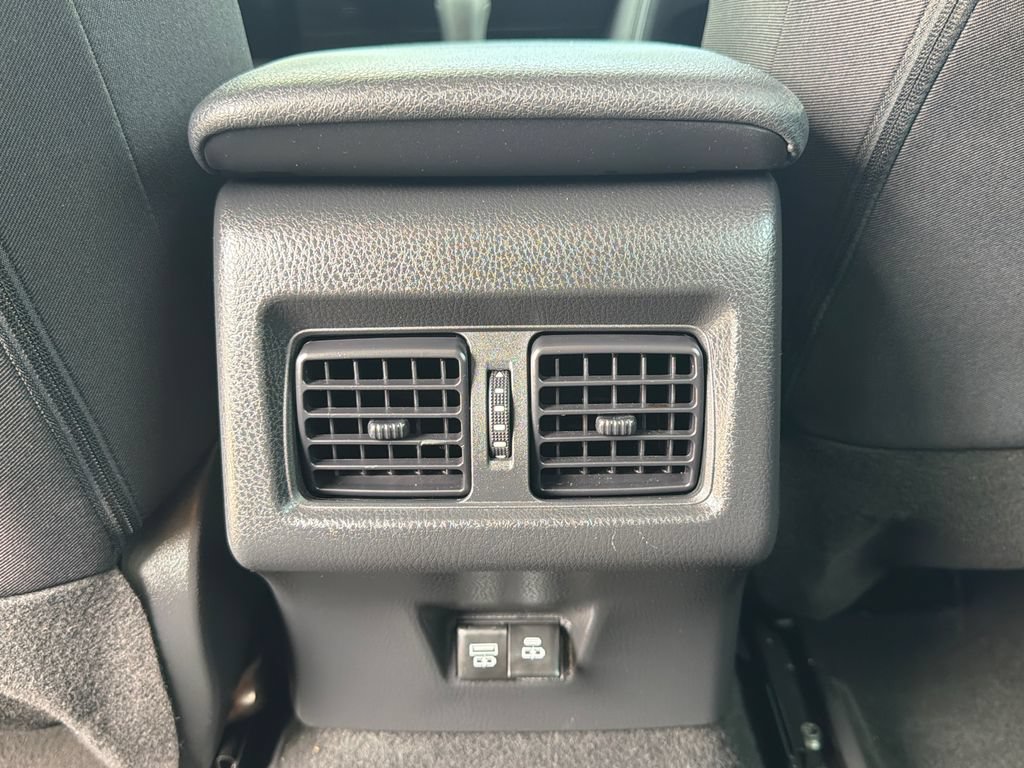 Used 2025 Toyota Camry LE FWD image 26