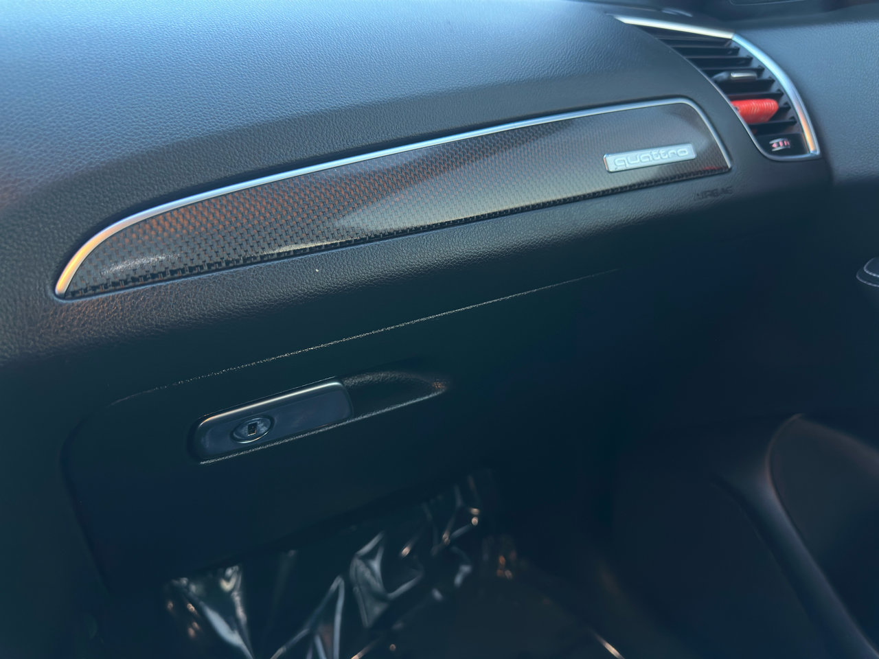 Used 2015 Audi SQ5 Premium Plus w/ Technology Package image 32